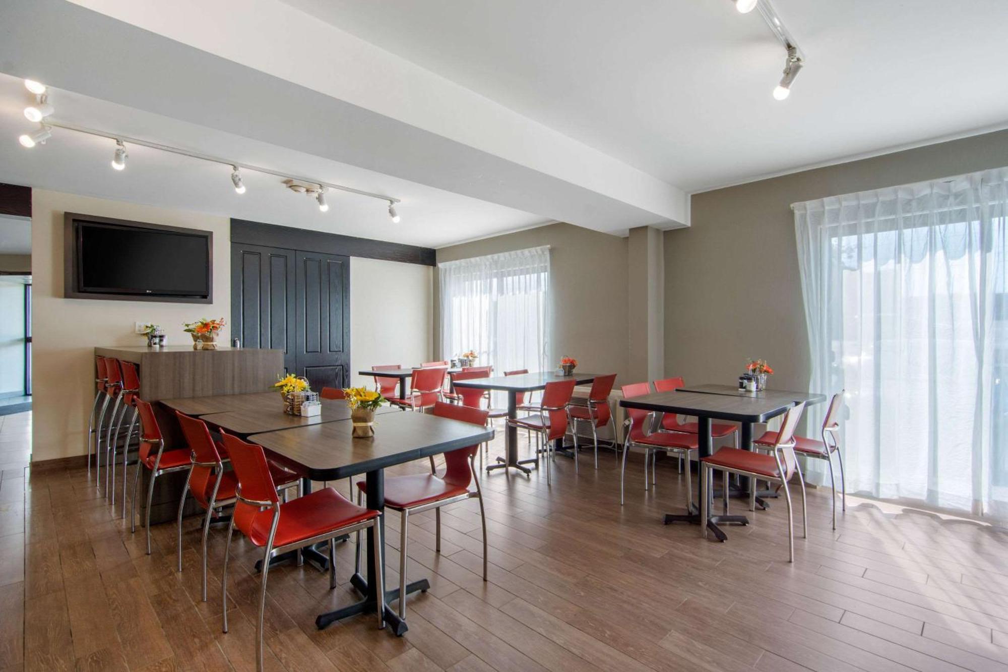 Comfort Inn Sudbury Zewnętrze zdjęcie